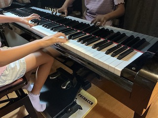 足　保谷ピアノ教室