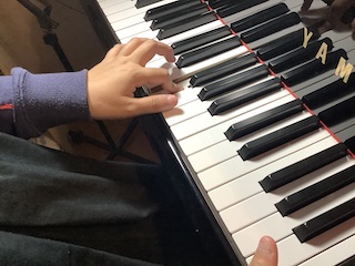 指 保谷ピアノ教室