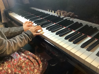 まな　保谷ピアノ教室