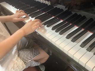 指が滑る 保谷ピアノ教室